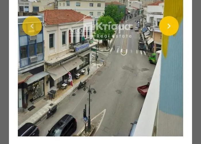 Pyrgos Square Minimal Flat Near Olympia Pírgos