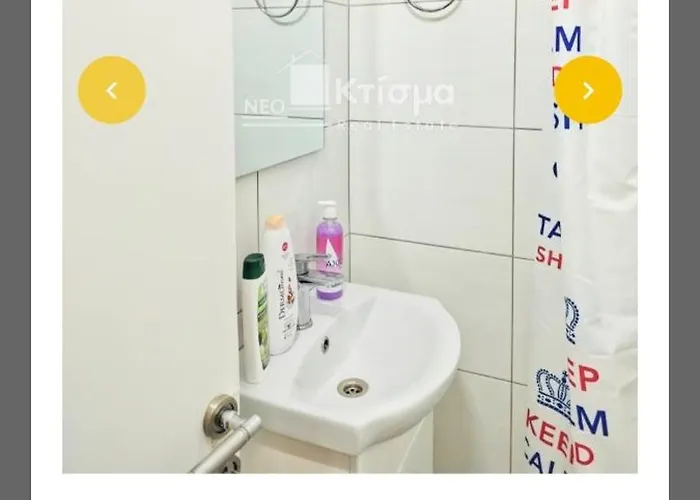 Pyrgos Square Minimal Flat Near Olympia Apartament *